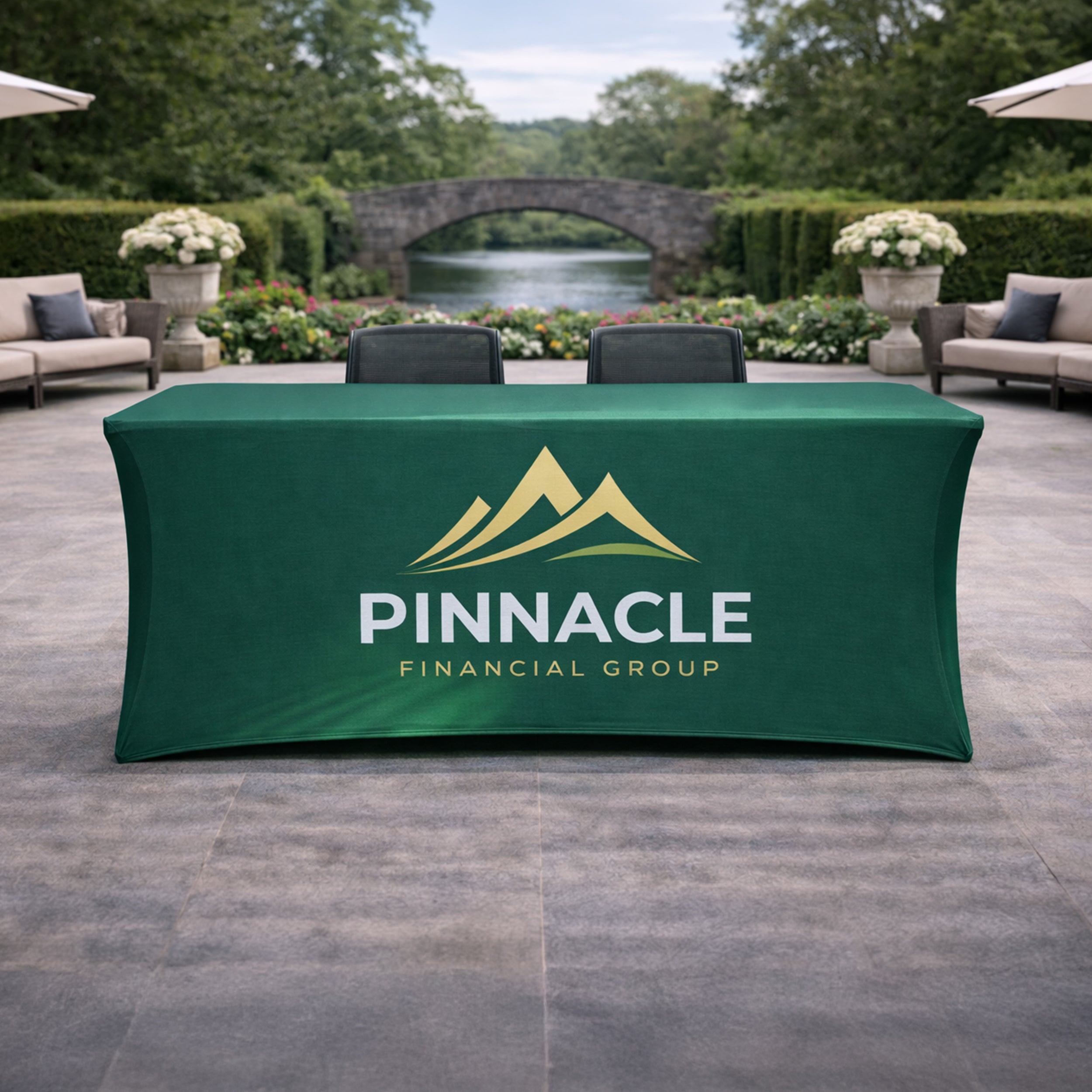 505_Stretch Table Covers Lifestyle Image