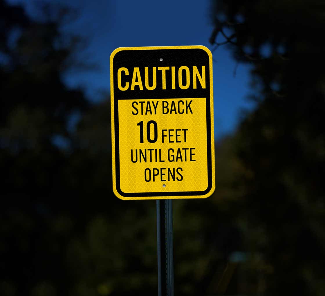 Stay Back 10 Feet Aluminum Sign (HIP Reflective)
