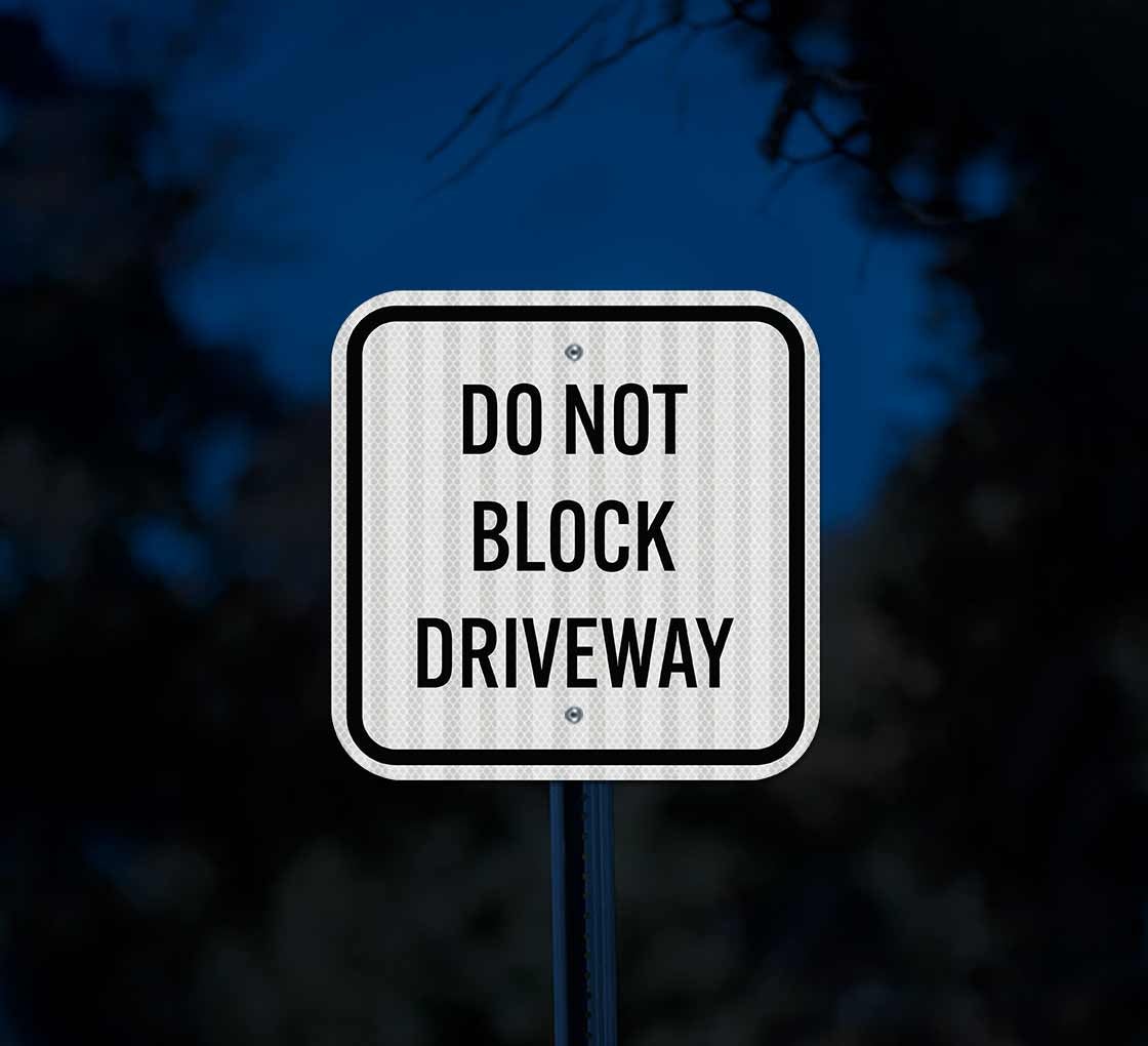 GicnKeuz Schild 'Do Not Block Driveway' – 45,7x30,5 Cm, Reflektierendes Aluminium, Wasserdicht, Für Innen & Außen