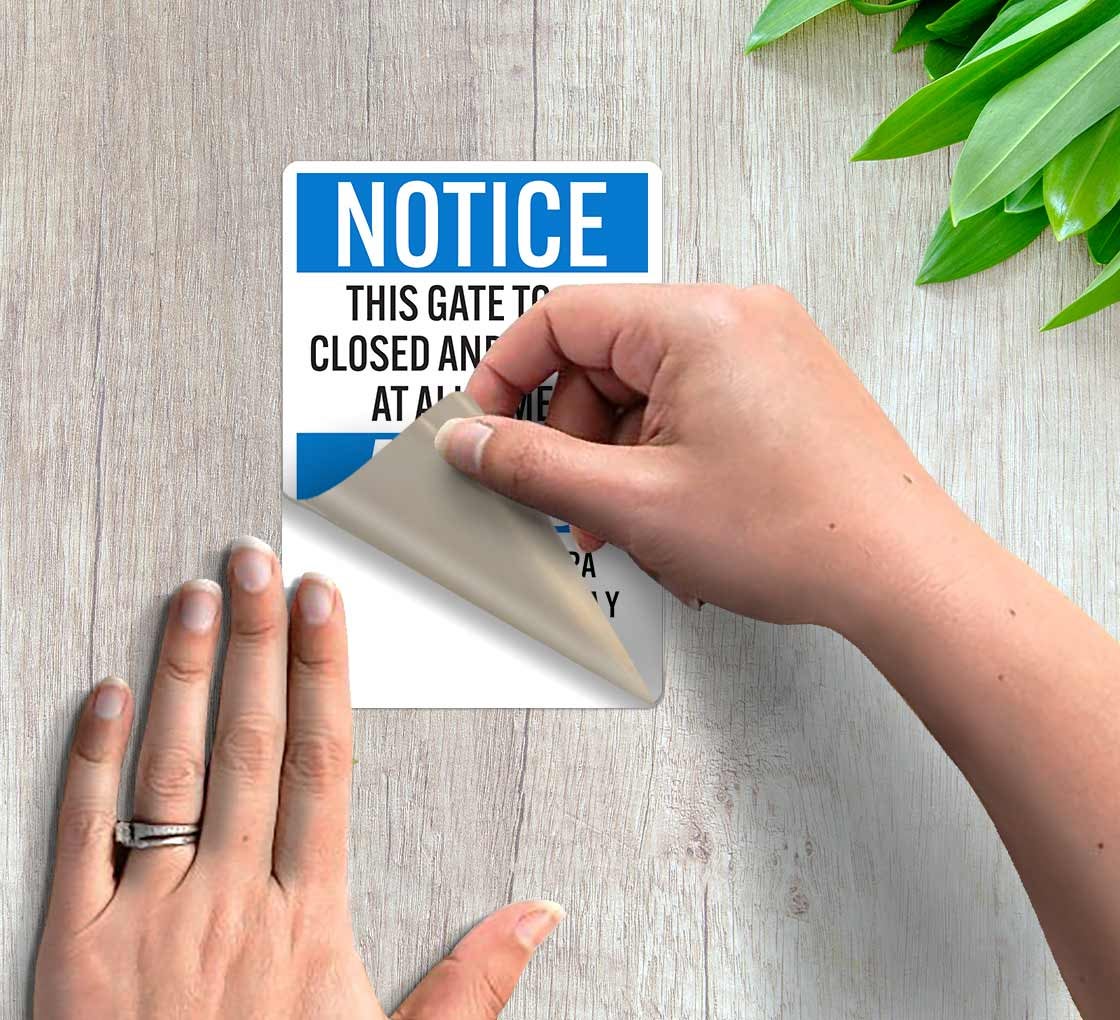 Bilingual OSHA This Gate To Be Locked Decal (Non Reflective)