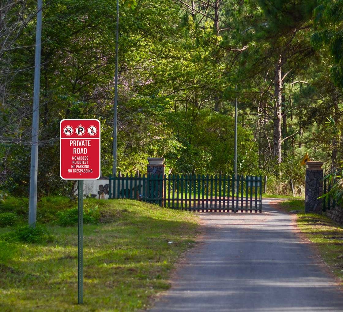 Private Road No Access Outlet Aluminum Sign (Non Reflective)